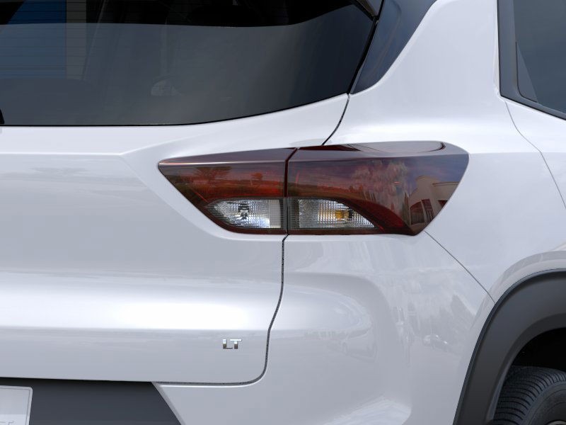 Chevrolet Trailblazer Vehicle Full-screen Gallery Image 11