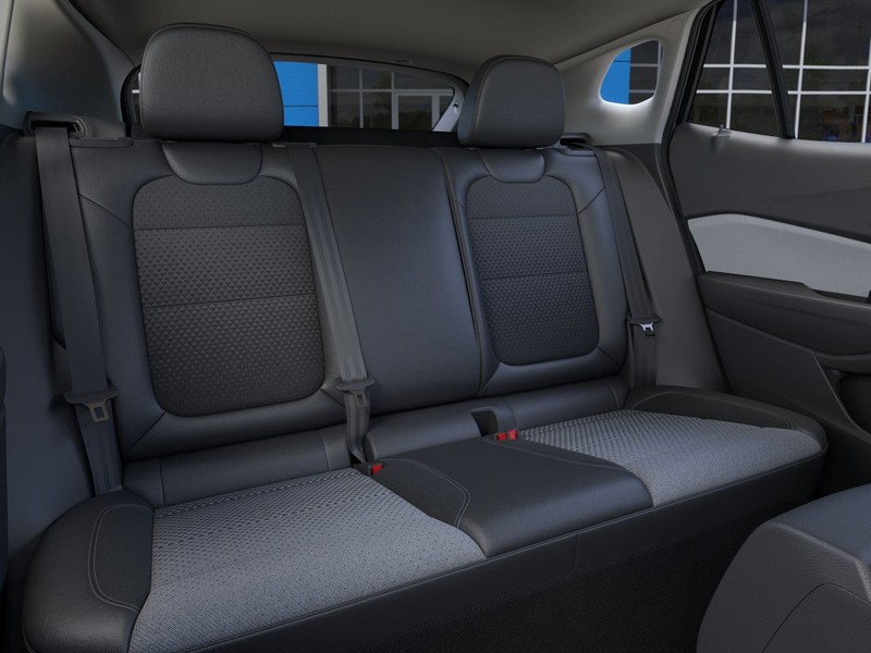 Chevrolet Trax Vehicle Full-screen Gallery Image 17