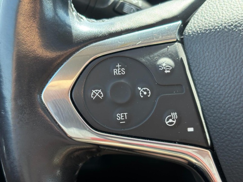 Chevrolet Traverse Vehicle Full-screen Gallery Image 18