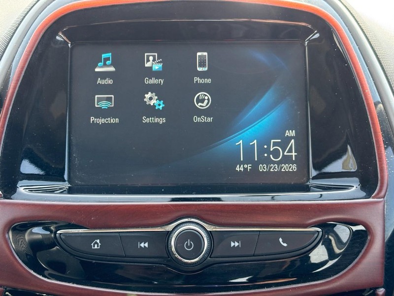 Chevrolet Spark Vehicle Full-screen Gallery Image 18