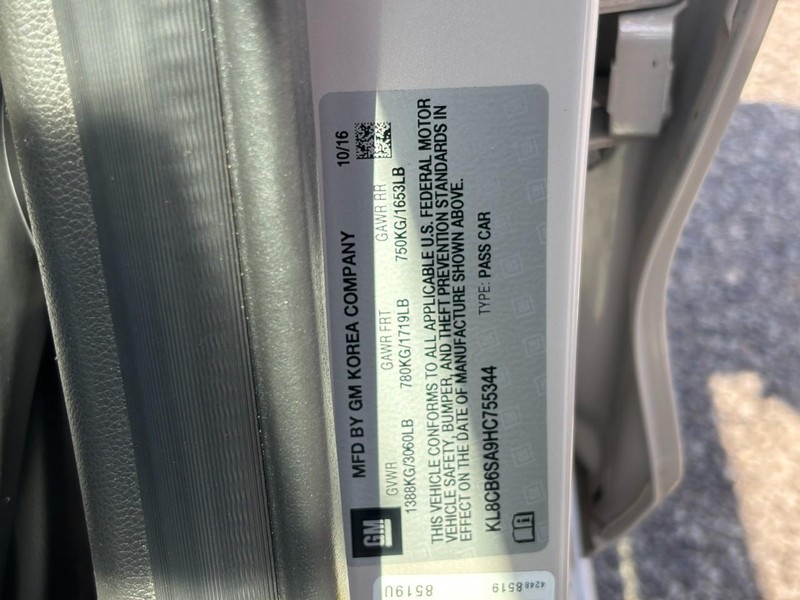 Chevrolet Spark Vehicle Full-screen Gallery Image 21