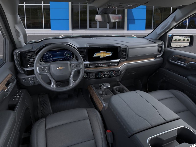 Chevrolet Silverado 1500 Vehicle Full-screen Gallery Image 15