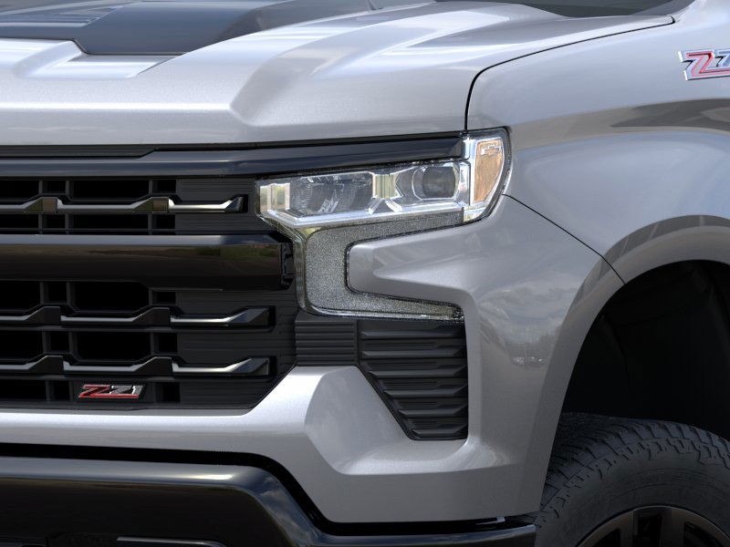 Chevrolet Silverado 1500 Vehicle Full-screen Gallery Image 10
