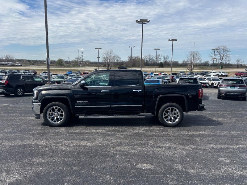 GMC Sierra 1500 Vehicle Full-screen Gallery Image 2