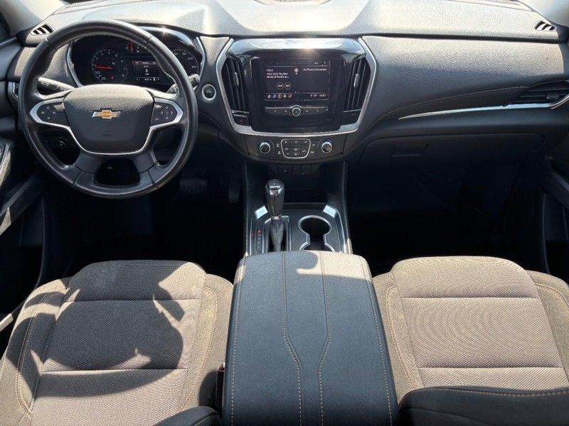 Chevrolet Traverse Vehicle Full-screen Gallery Image 12