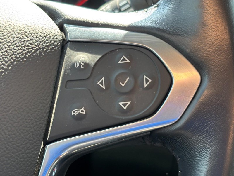 Chevrolet Traverse Vehicle Full-screen Gallery Image 19