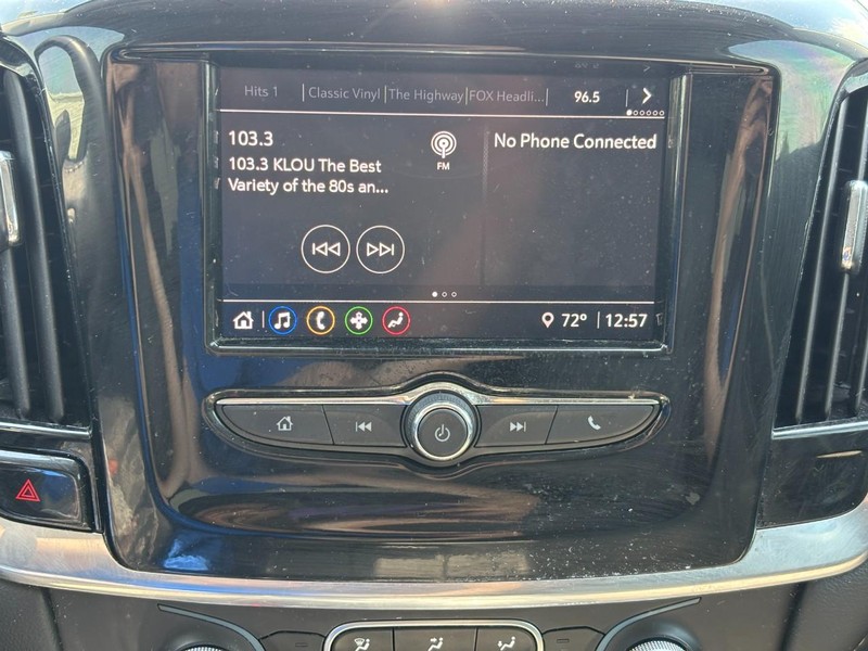 Chevrolet Traverse Vehicle Full-screen Gallery Image 21