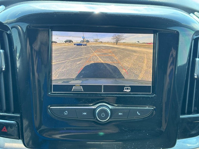 Chevrolet Traverse Vehicle Full-screen Gallery Image 22