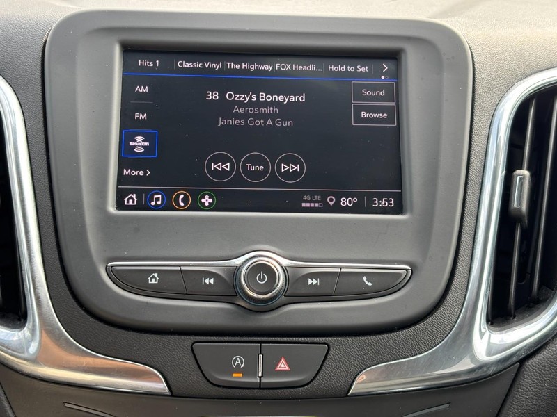 Chevrolet Equinox Vehicle Full-screen Gallery Image 20