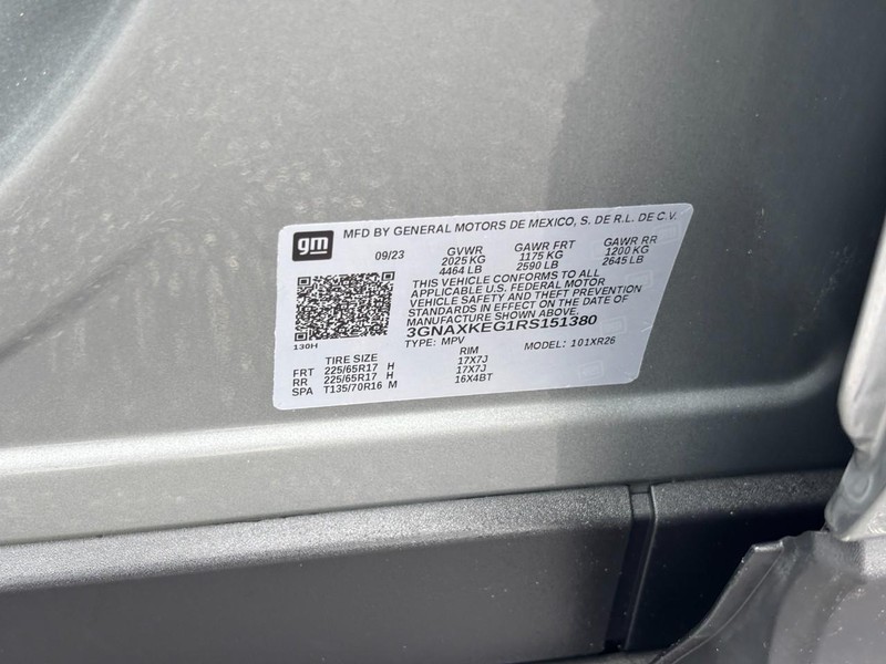 Chevrolet Equinox Vehicle Full-screen Gallery Image 24