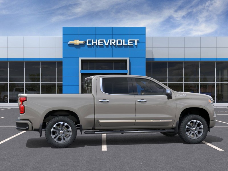 Chevrolet Silverado 1500 Vehicle Full-screen Gallery Image 5
