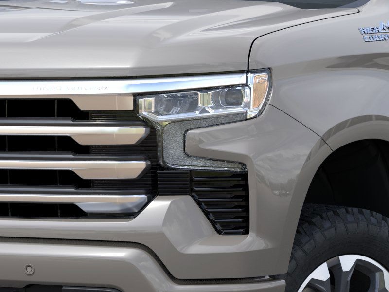 Chevrolet Silverado 1500 Vehicle Full-screen Gallery Image 10