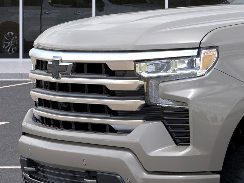 Chevrolet Silverado 1500 Vehicle Full-screen Gallery Image 13