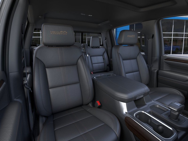 Chevrolet Silverado 1500 Vehicle Full-screen Gallery Image 16