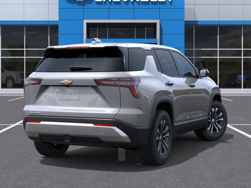 Chevrolet Equinox Vehicle Full-screen Gallery Image 4