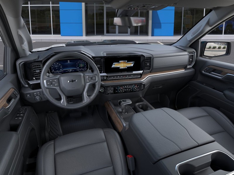 Chevrolet Silverado 1500 Vehicle Full-screen Gallery Image 15