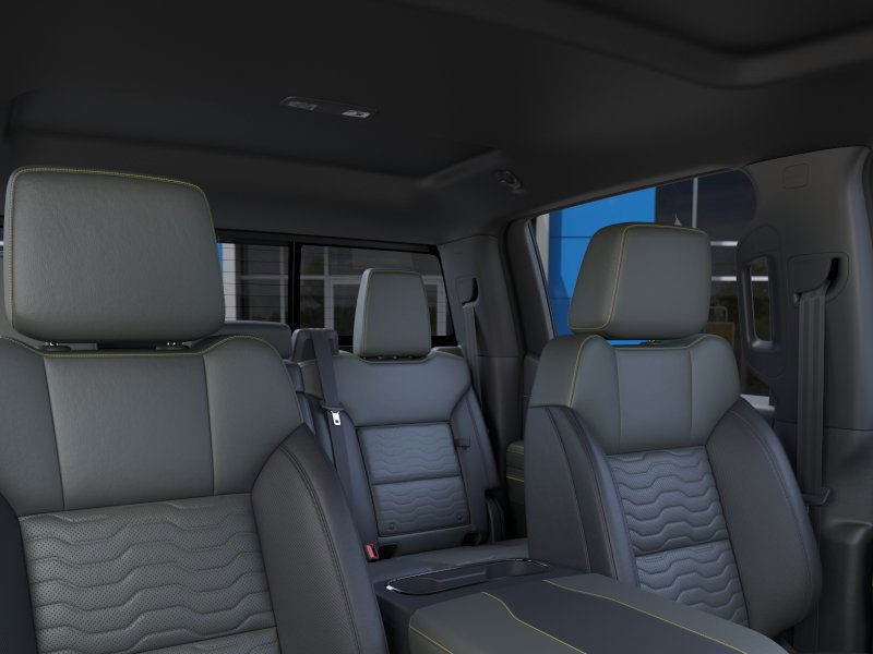Chevrolet Silverado 1500 Vehicle Full-screen Gallery Image 24