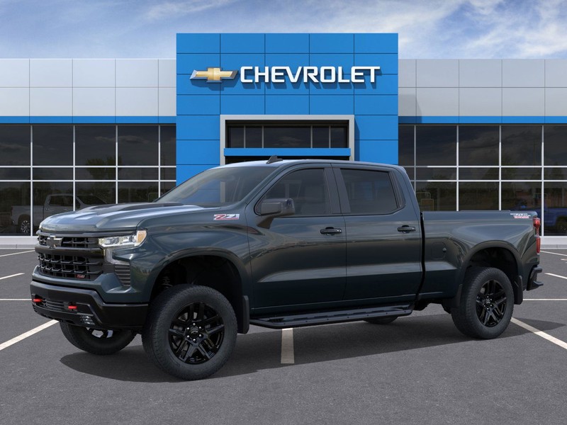 Chevrolet Silverado 1500 Vehicle Full-screen Gallery Image 2