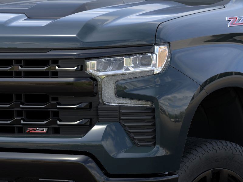 Chevrolet Silverado 1500 Vehicle Full-screen Gallery Image 10