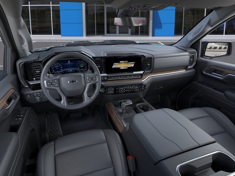 Chevrolet Silverado 1500 Vehicle Full-screen Gallery Image 15