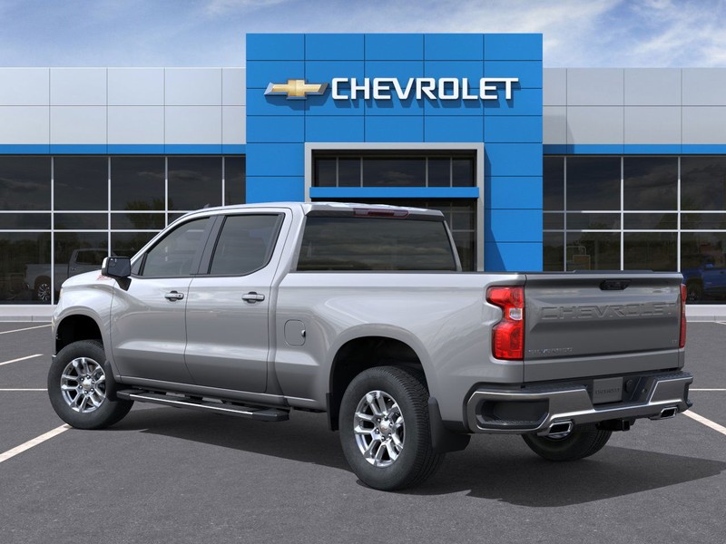 Chevrolet Silverado 1500 Vehicle Full-screen Gallery Image 3