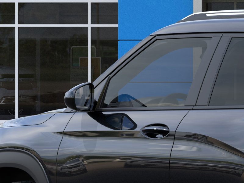 Chevrolet Trailblazer Vehicle Full-screen Gallery Image 12