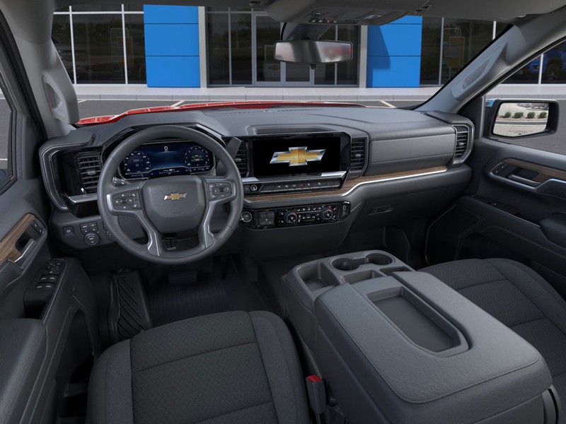 Chevrolet Silverado 1500 Vehicle Full-screen Gallery Image 15