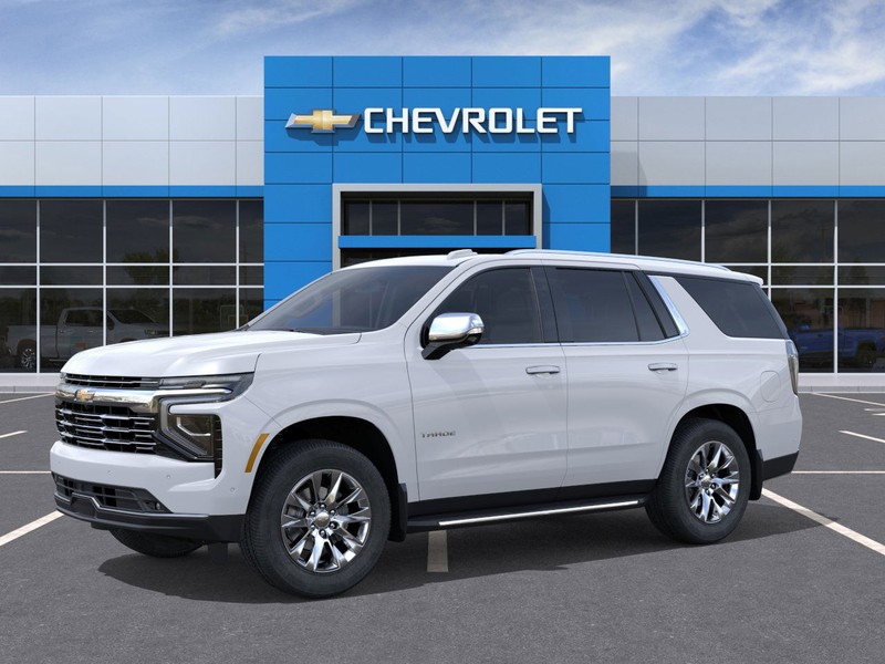 Chevrolet Tahoe Vehicle Full-screen Gallery Image 2