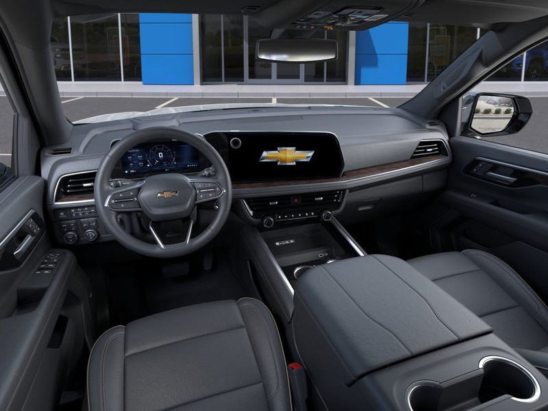 Chevrolet Tahoe Vehicle Full-screen Gallery Image 15