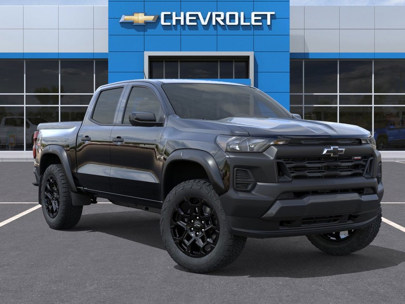 Chevrolet Colorado Vehicle Full-screen Gallery Image 7