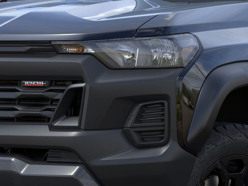 Chevrolet Colorado Vehicle Full-screen Gallery Image 10