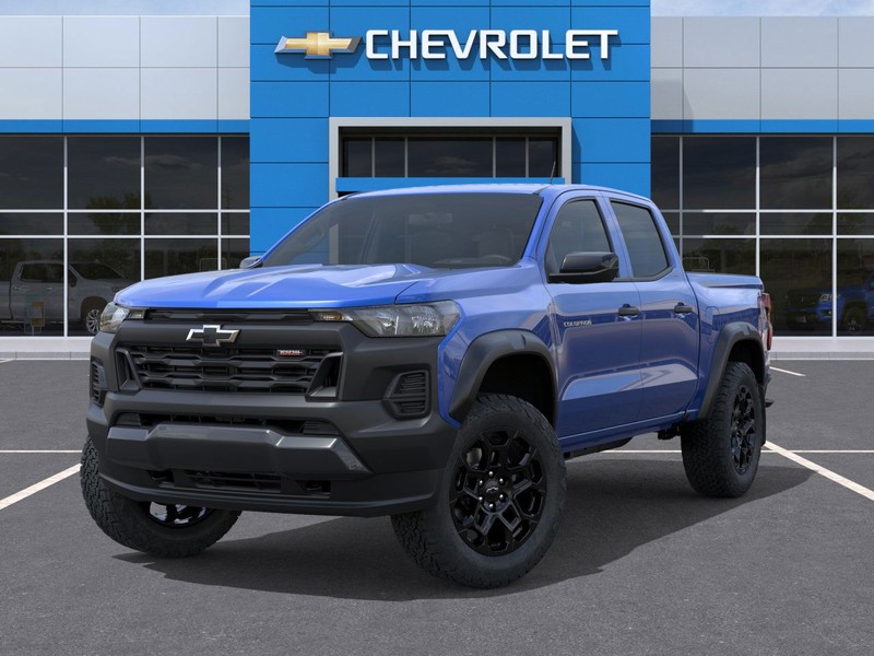 Chevrolet Colorado Vehicle Full-screen Gallery Image 6