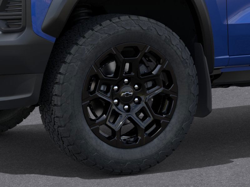 Chevrolet Colorado Vehicle Full-screen Gallery Image 9