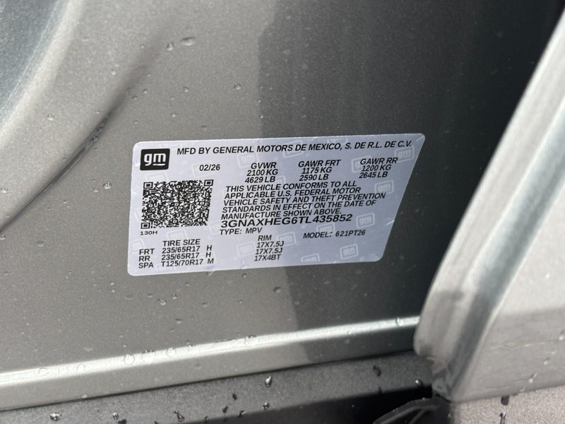 Chevrolet Equinox Vehicle Full-screen Gallery Image 19