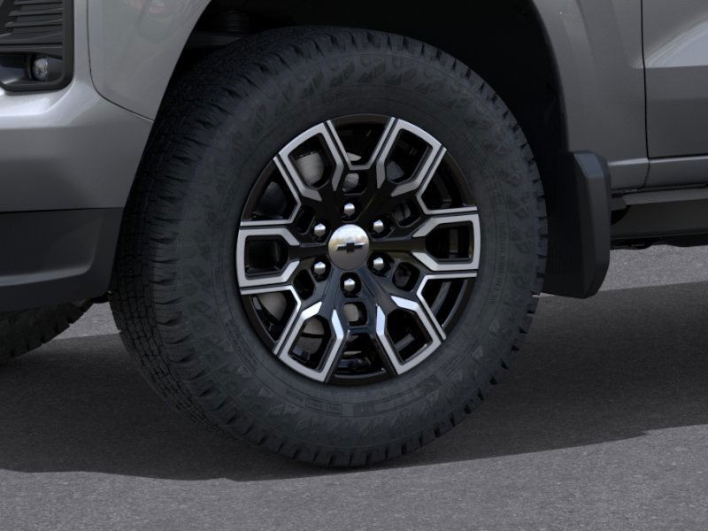 Chevrolet Colorado Vehicle Full-screen Gallery Image 9