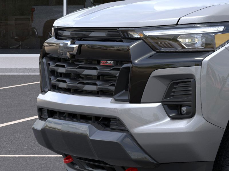 Chevrolet Colorado Vehicle Full-screen Gallery Image 13