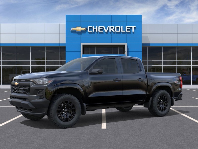 Chevrolet Colorado Vehicle Full-screen Gallery Image 2