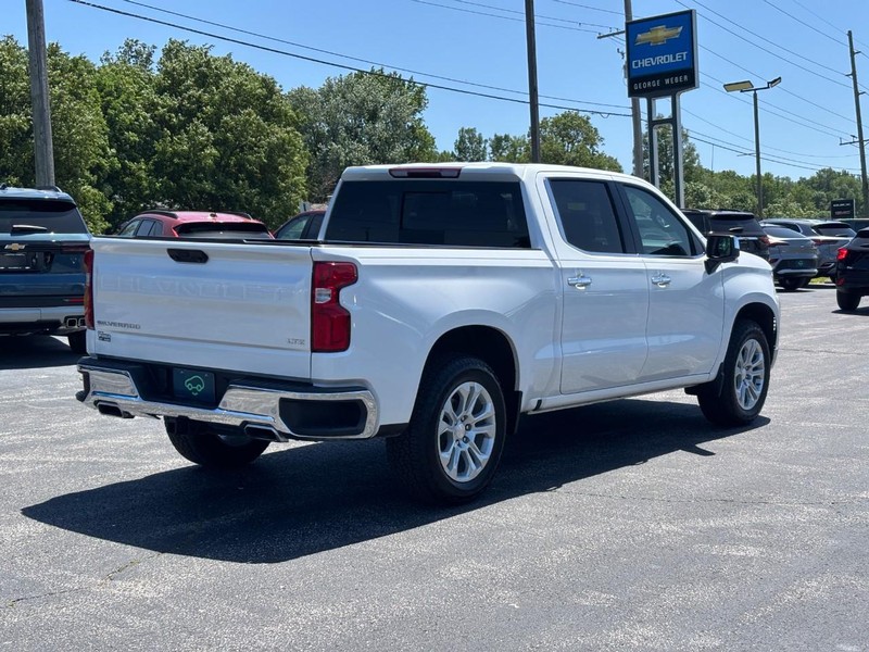 Chevrolet Silverado 1500 Vehicle Full-screen Gallery Image 5