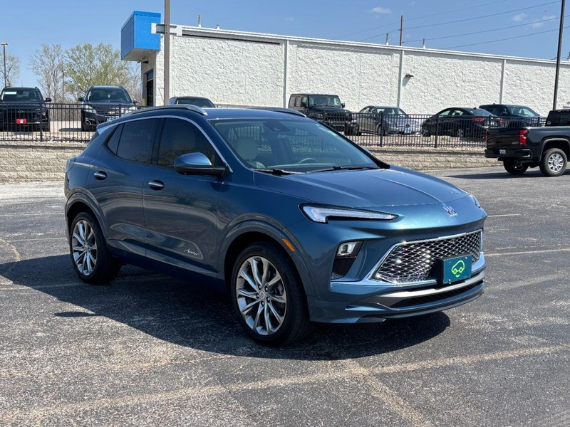 Buick Encore GX Vehicle Full-screen Gallery Image 7