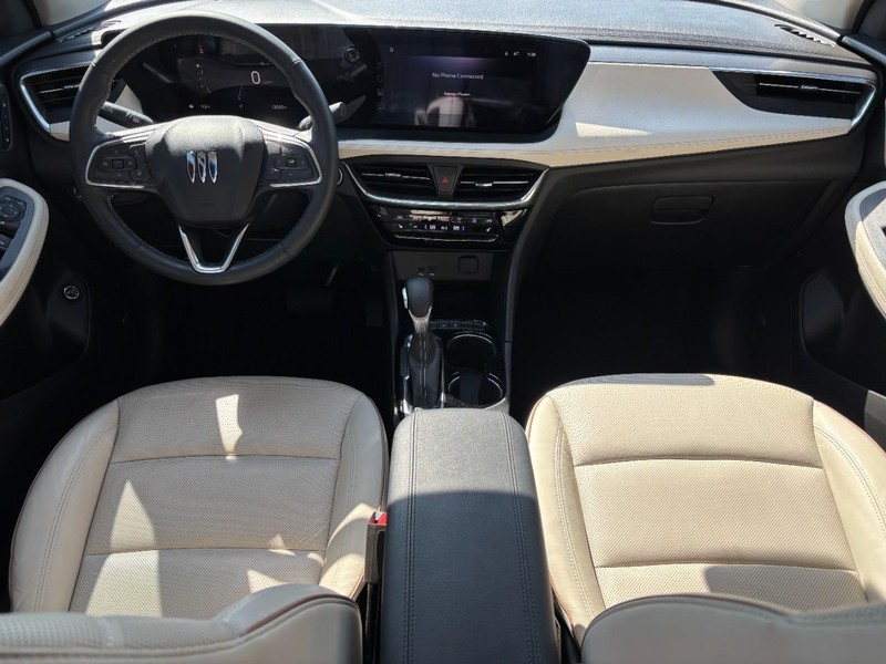 Buick Encore GX Vehicle Full-screen Gallery Image 11