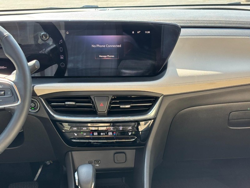 Buick Encore GX Vehicle Full-screen Gallery Image 13