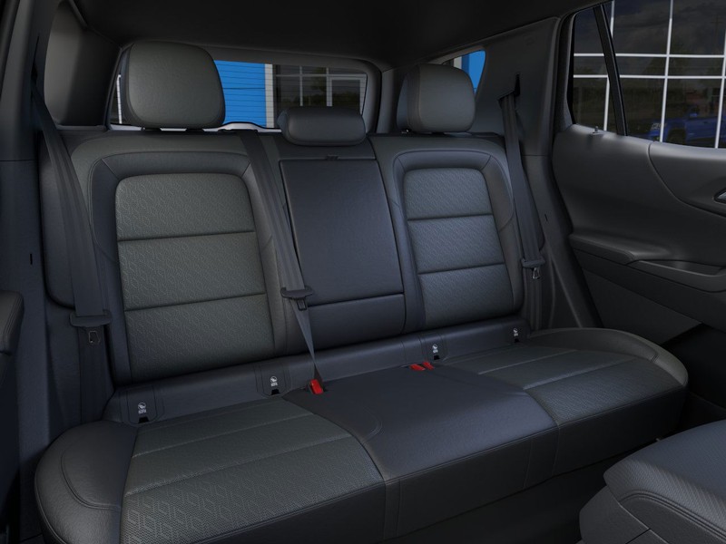 Chevrolet Equinox Vehicle Full-screen Gallery Image 17