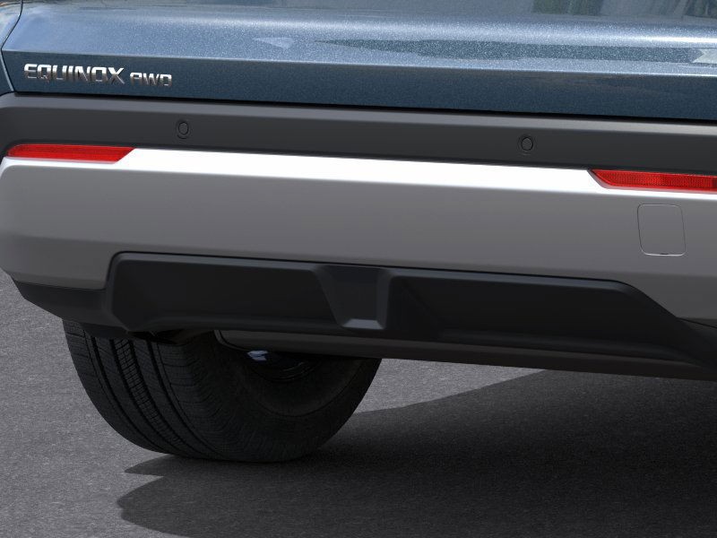 Chevrolet Equinox Vehicle Full-screen Gallery Image 14