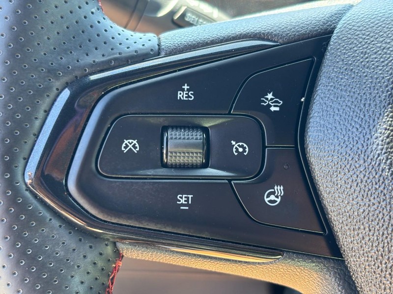 Chevrolet Trax Vehicle Full-screen Gallery Image 17