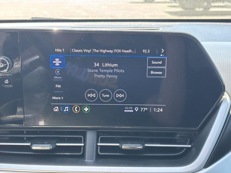 Chevrolet Trax Vehicle Full-screen Gallery Image 20