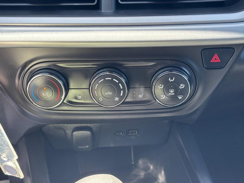 Chevrolet Trax Vehicle Full-screen Gallery Image 22