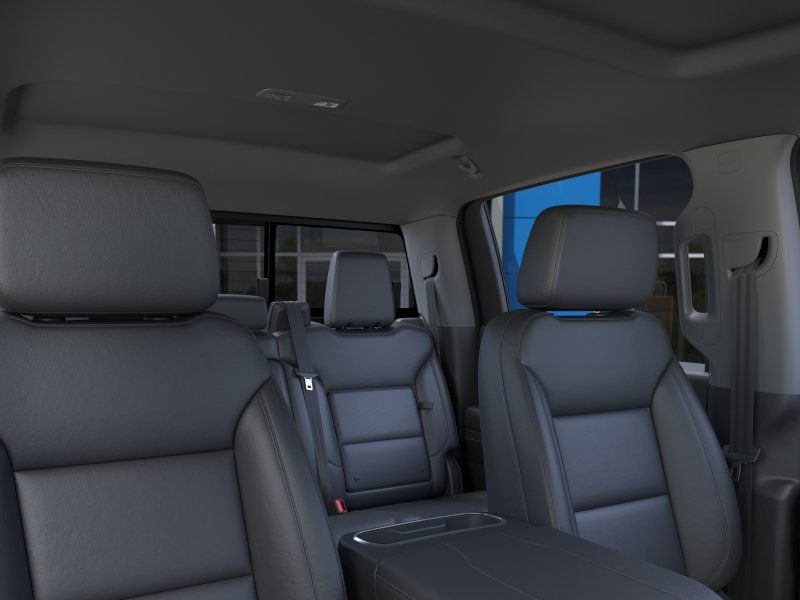 Chevrolet Silverado 1500 Vehicle Full-screen Gallery Image 24