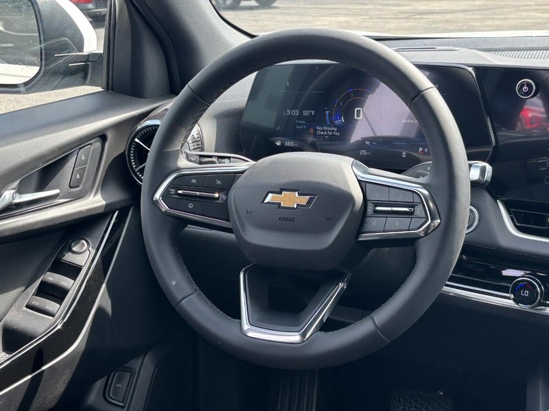 Chevrolet Equinox Vehicle Full-screen Gallery Image 7