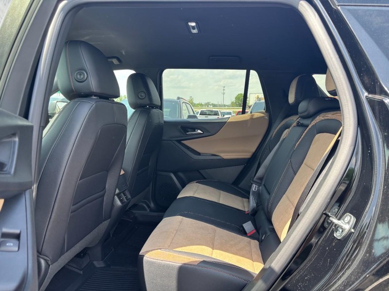 Chevrolet Equinox Vehicle Full-screen Gallery Image 5