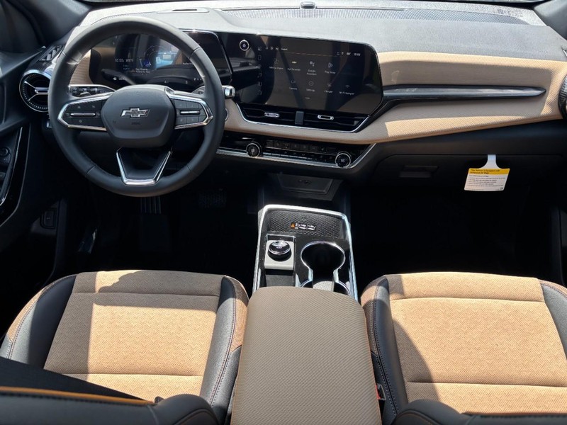 Chevrolet Equinox Vehicle Full-screen Gallery Image 6